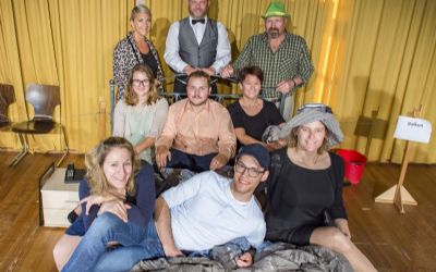 Theater Hallau - «Zimmer 12a»
