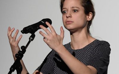 Lara Stoll, Poetry Slam - Krisengebiet 2