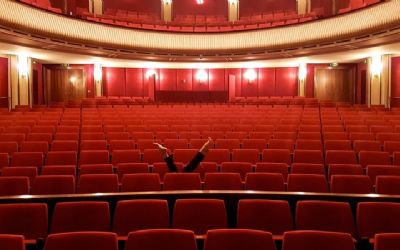 Bühne - Carina Neumer tanzt live durchs Stadttheater Schaffhausen