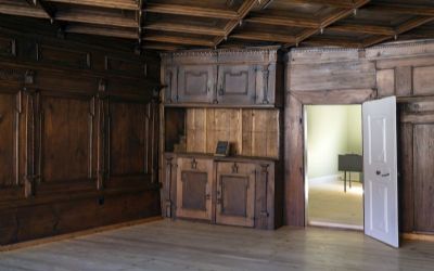 Dem Holzrestaurator über die Schulter geschaut