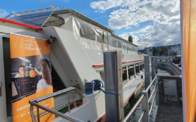 Radio Munot Disco-Schiff