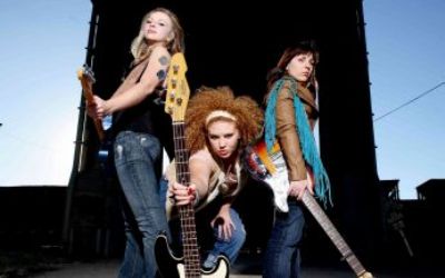 Blues Caravan - Girls with Guitars!