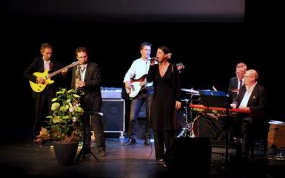 Shaky Ground «Ladies Night»